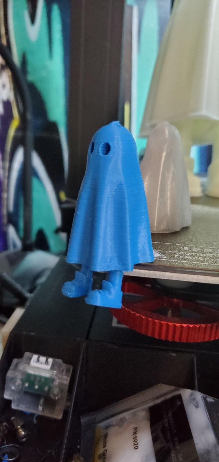 Ghost with pop out legs!