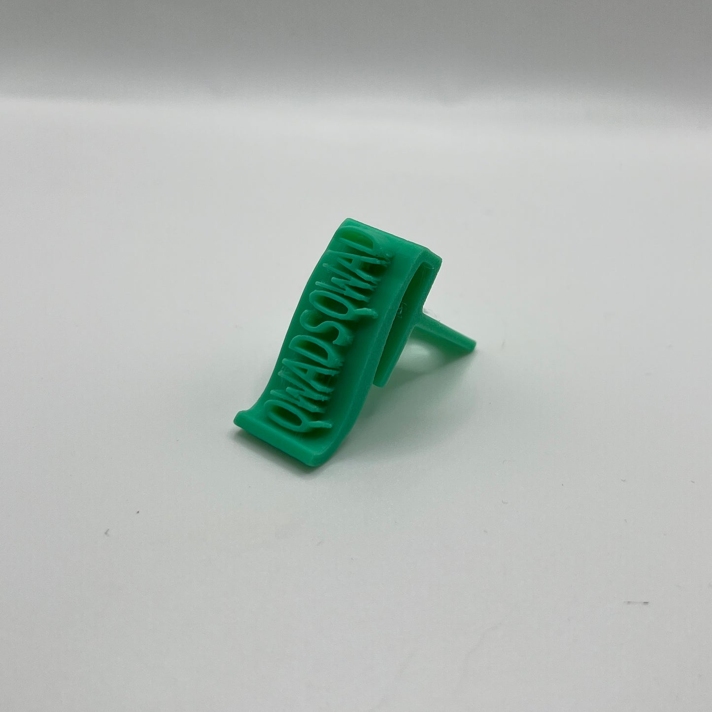 QwadSip Straw holder: Effortless Sipping, Anytime, Anywhere