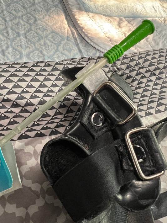 THE PEE CLIP!  Hand splint catheter clip! For independent catheterizations in the night