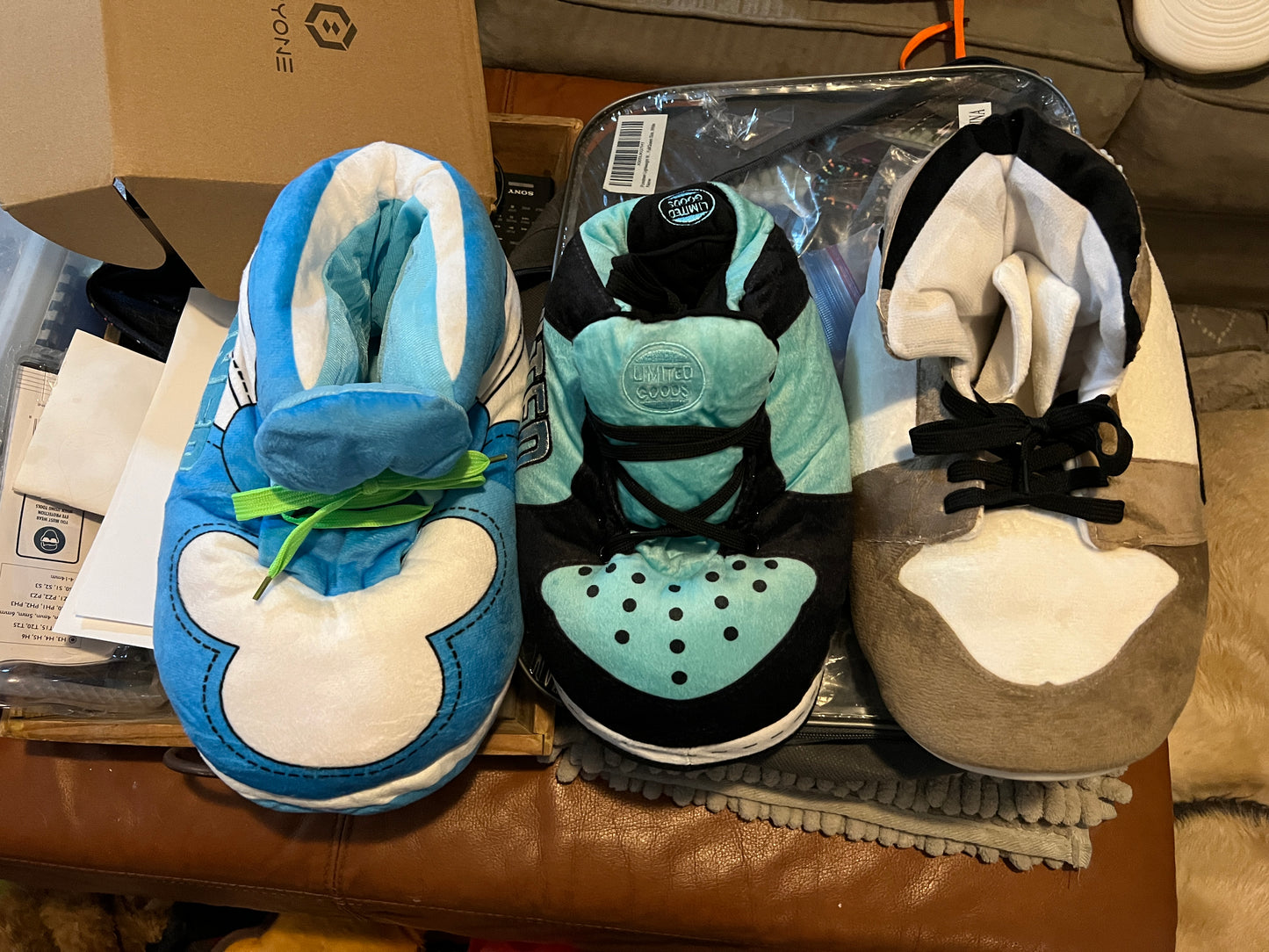 QwadKicks Sneakers Slippers !