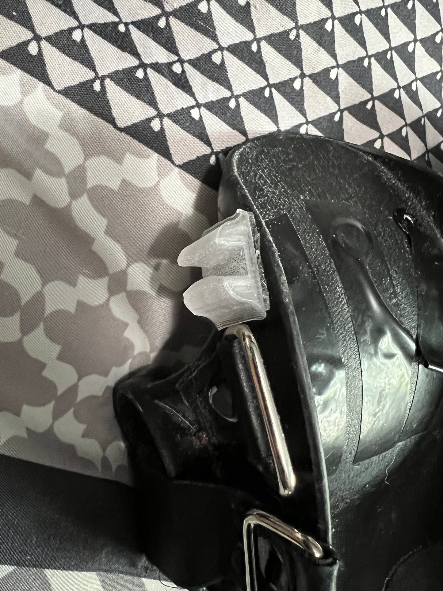 THE PEE CLIP! Hand splint catheter clip! For independent catheterizations in the night