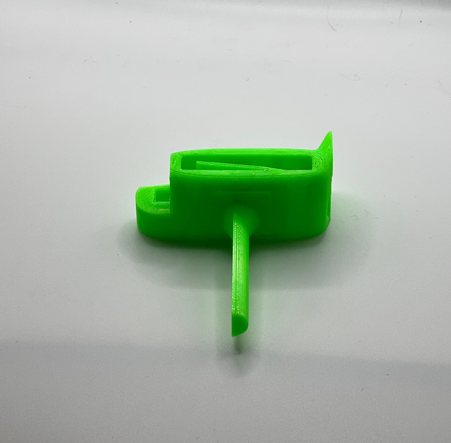 THE EATER-ATOR Utensil holder